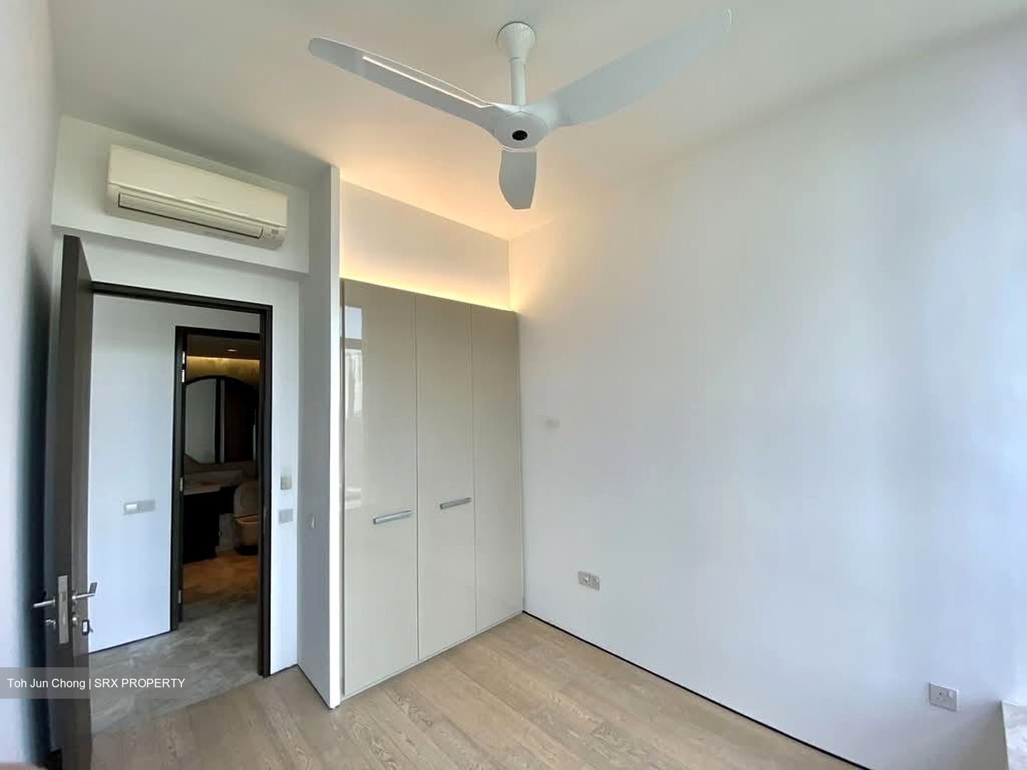 Centennia Suites (D9), Condominium #613483931